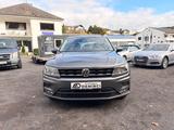 Volkswagen Tiguan Comfortline BMT/Start-Stopp*Kamera+ - Volkswagen Tiguan Comfortline mit Benzin-Antrieb