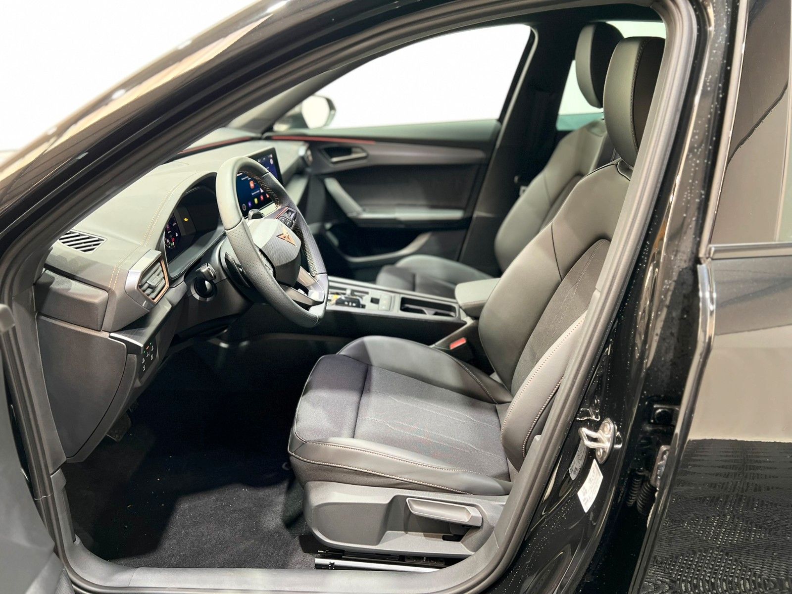 Fahrzeugabbildung CUPRA Formentor 1,5 TSI DSG