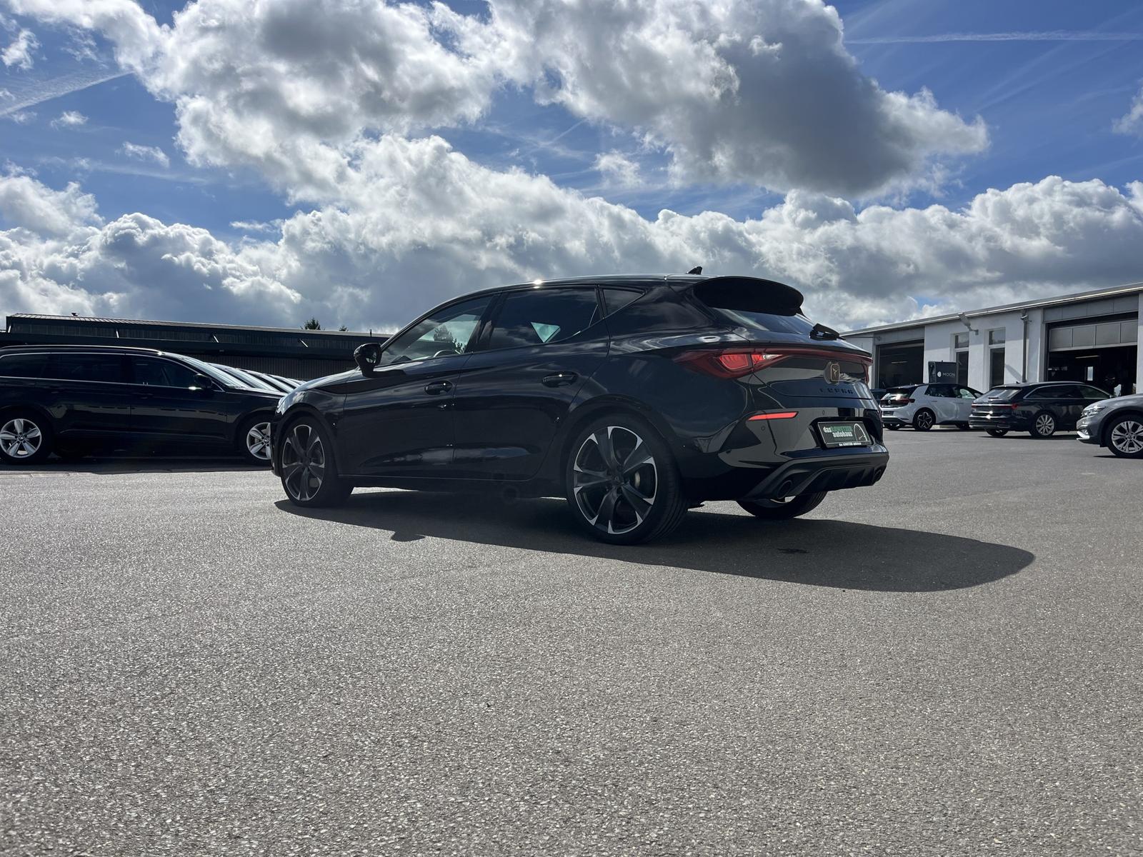 Cupra Leon 2.0 TSI DSG VZ 163€ m.20% Anz. Navi KEYLESS, миниатюра 10