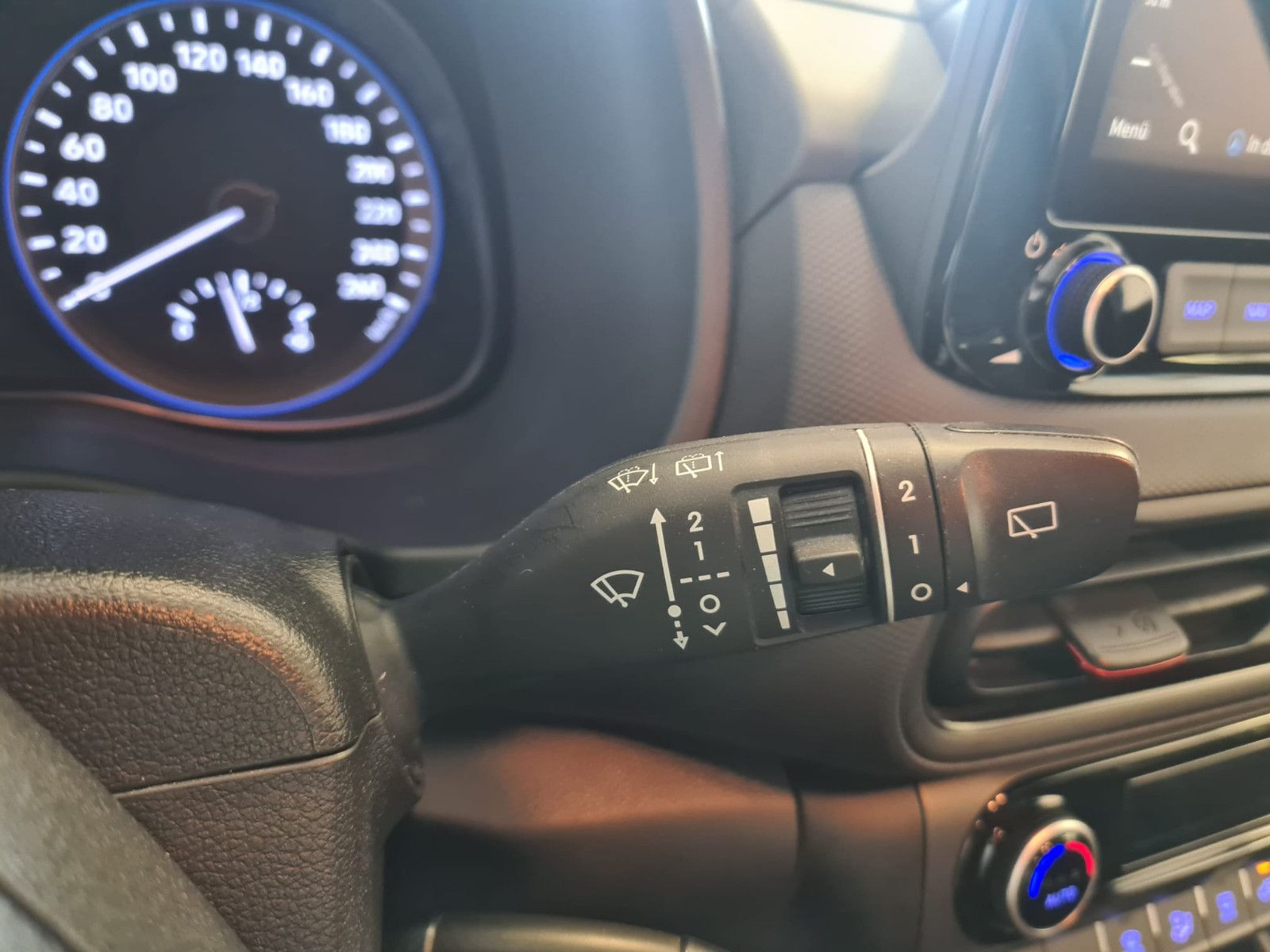 Fahrzeugabbildung Hyundai Kona Pure N-Line / LED / 1.HAND / NAVI / KAMERA