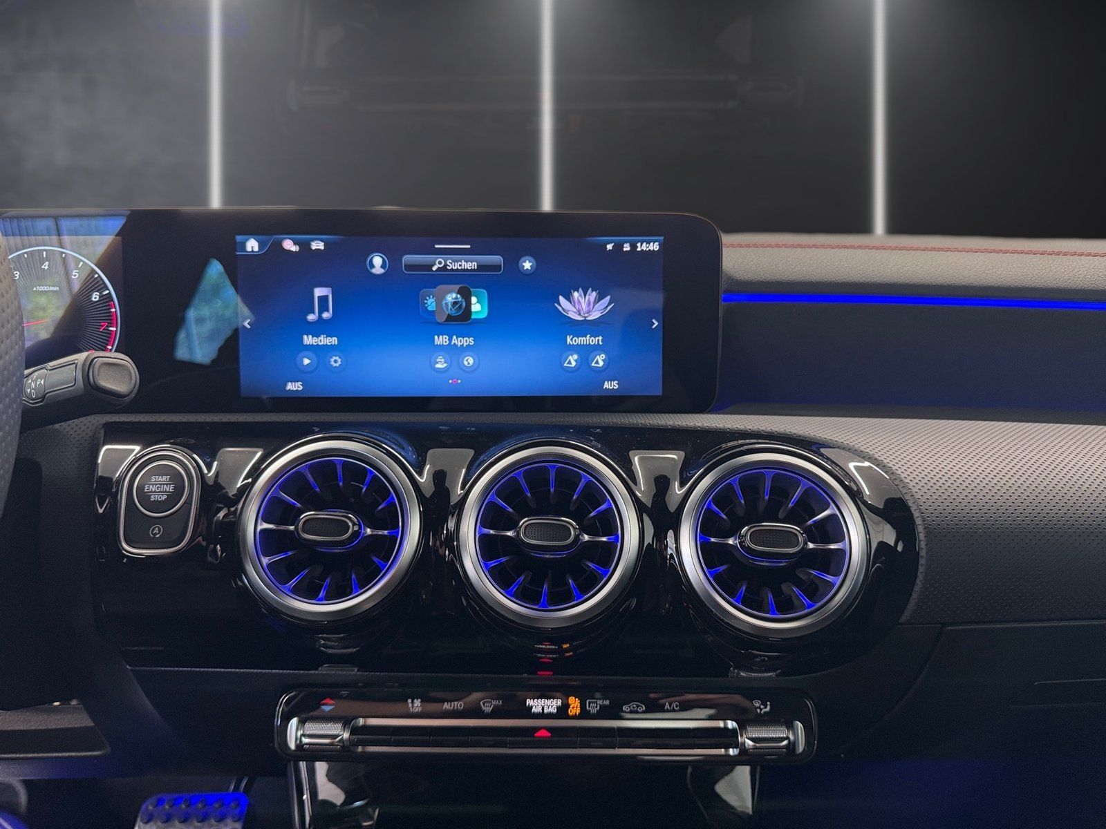 Fahrzeugabbildung Mercedes-Benz CLA 200 AMG Line *LED*Kamera*CarPlay*MBUX*Spur*