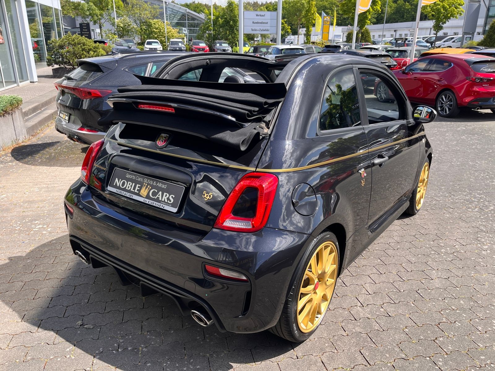 Fahrzeugabbildung Abarth 595C Scorpioneoro BEATS NAVI ALU