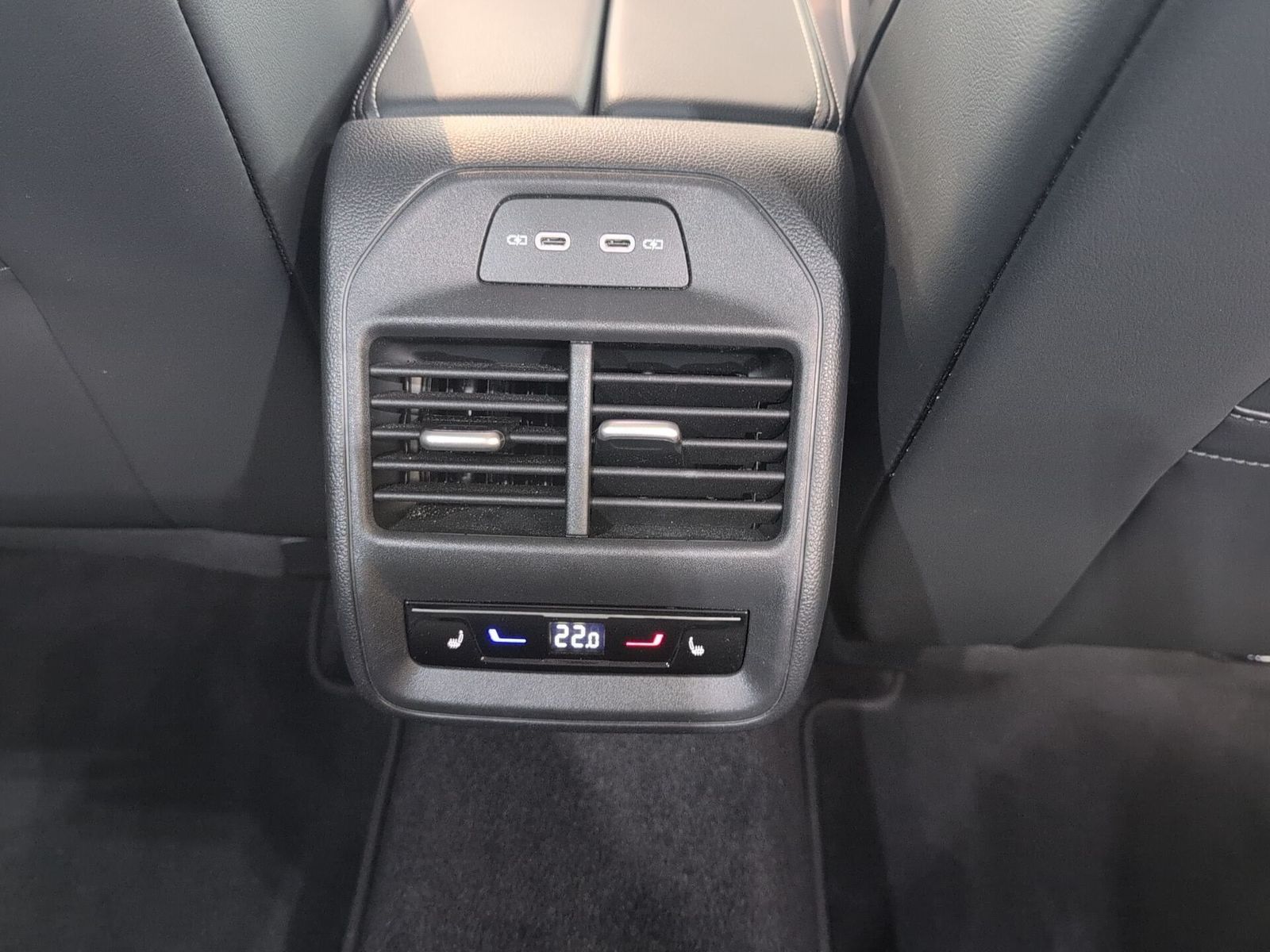Volkswagen Passat Variant - Bild 15
