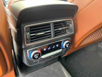 Audi Q7 - 10
