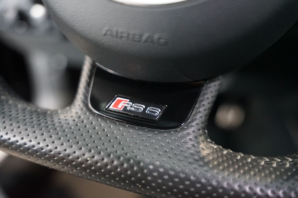 AUDI RS6 performance | Pano | HuD | Matrix | 280km/h AUDI RS6 performance | Pano | HuD | Matrix | 280km/h