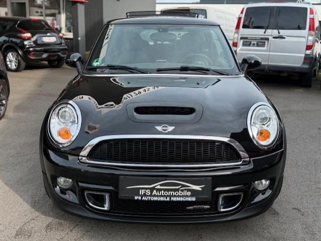 MINI COOPER S * BIXENON*NAVI*PANO*SHZ*PDC
