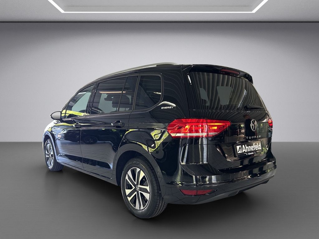 Volkswagen Touran — fotografia 3