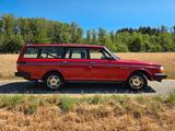 Volvo 245 Kombi 5-Gang, Leder, TÜV neu  - Volvo Oldtimer mit Benzin-Antrieb: Kombi