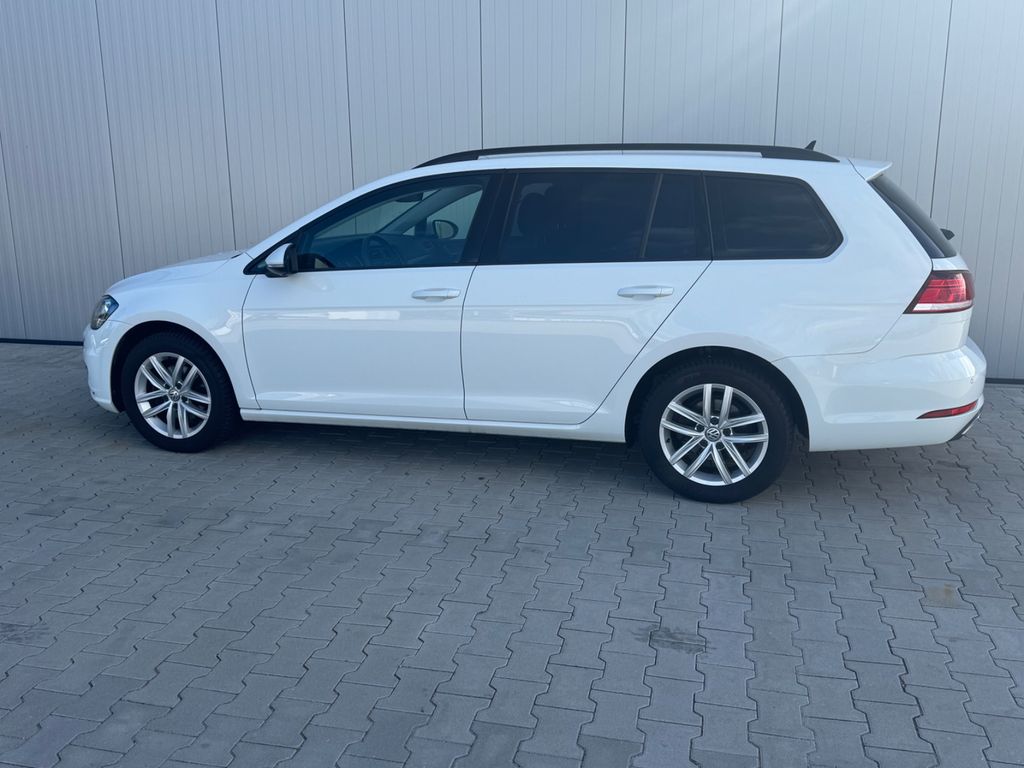 Image of Volkswagen Golf