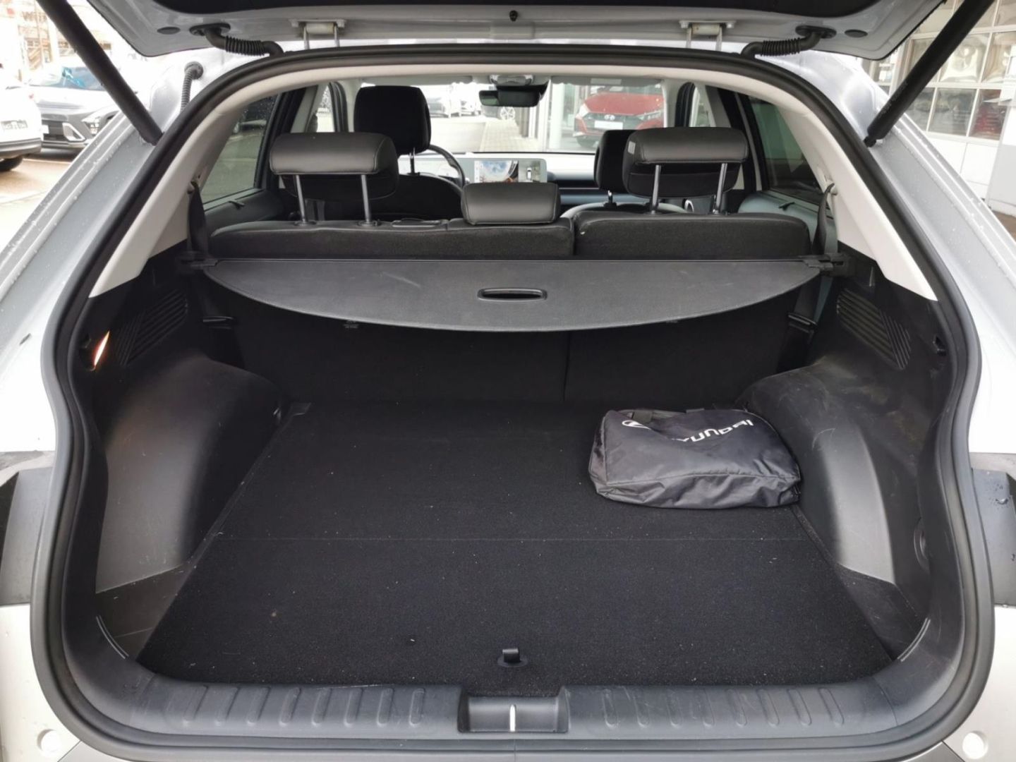 Fahrzeugabbildung Hyundai IONIQ 5 Uniq Elektro HUD Navi Digitales Cockpit