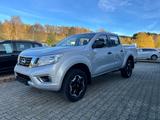 Nissan Navara NP300 Acenta Double Cab 4x4 3,5 T Anhägel - Nissan aus 2022