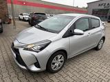 Toyota Yaris Comfort - silberne Toyota Yaris