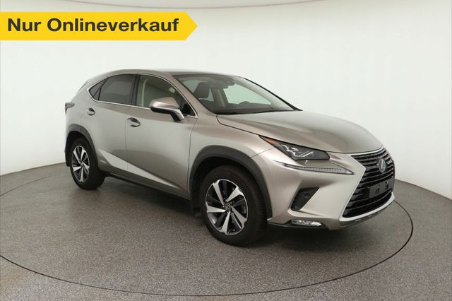 Lexus NX 300h Luxury Line (E-Four) LEDER+LED+NAVI+PANO