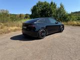 Tesla Model Y Performance Dual Motor AWD Performance - schwarze Tesla Model Y