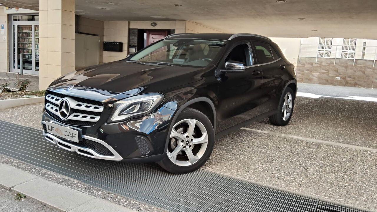 Mercedes-Benz GLA 200