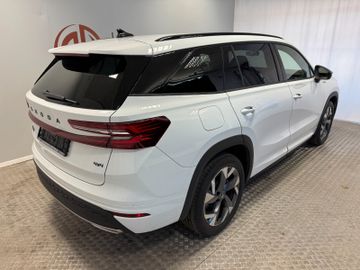 Fahrzeugverkauf 8 Skoda Kodiaq 2.0 TDI 142 kW 4x4 Sportline 7-Sitze AHK