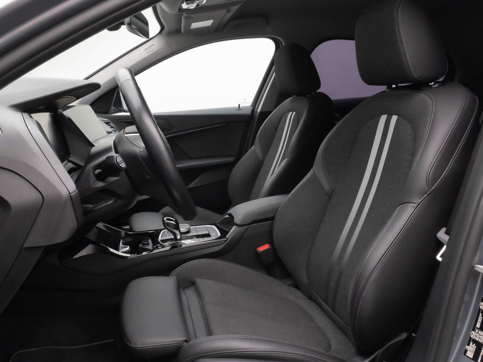Fahrzeugabbildung BMW 118i Sport Line DAB HiFi Lenkrhz Fernlichtassist
