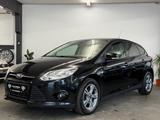 Ford Focus Lim. Sync Edition - Ford Focus: Schwarz, Edition