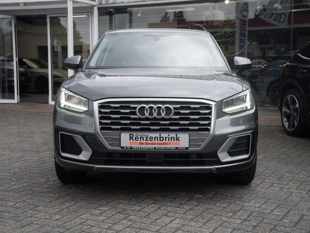 Q2 35 TFSI sport NAVI+RFK+LED