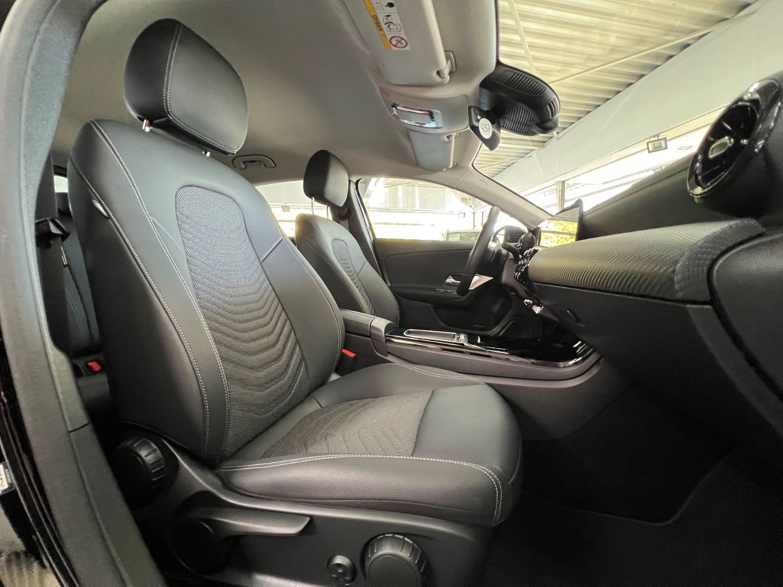 Mercedes-Benz A 180d Adcanced Paket - Direktlenkung - Navi foto 18