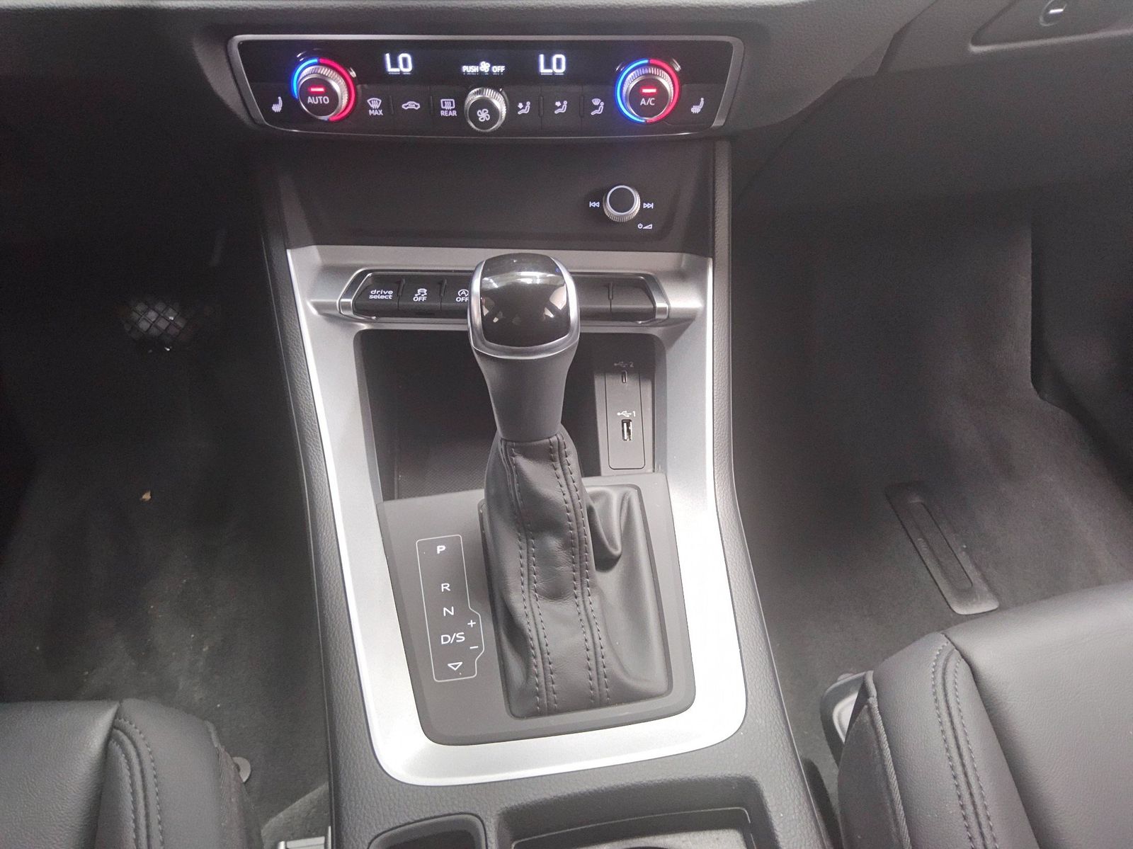 Audi Q3 Sportback 35 TDI Leder Navi LED vc foto 6
