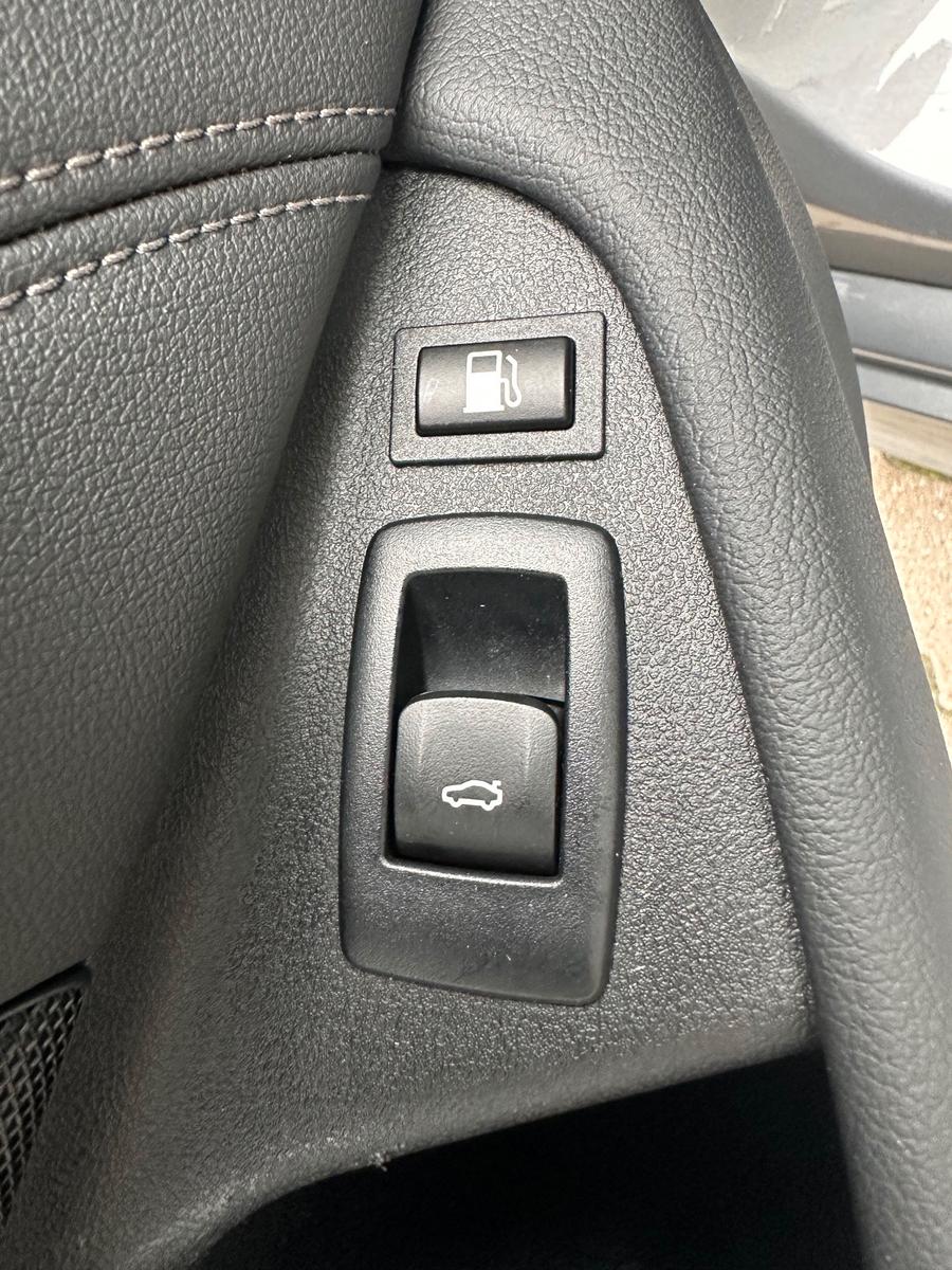 BMW 530 e Touring M-Sport NAV+LED+AHK+ACC+360°+18ZO