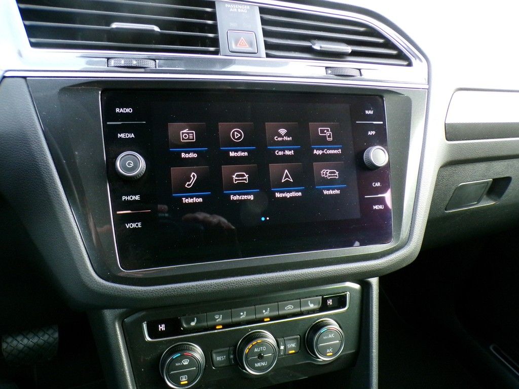 Fahrzeugabbildung Volkswagen Tiguan 2.0 TDI Highline BMT/Start-Stopp 4Motion