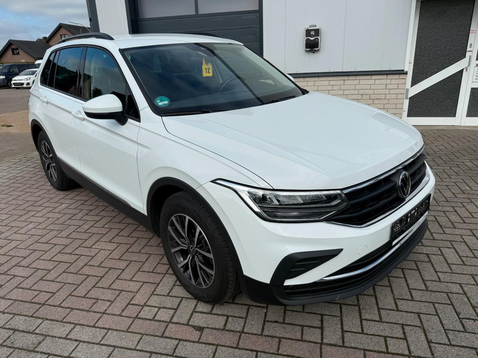 Volkswagen Tiguan 2.0 TDI Navi SHZ AHK LED Massagesitze