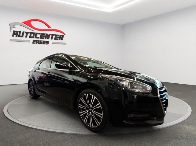 HYUNDAI i40 blue Premium Navi Leder Kamera SHZ