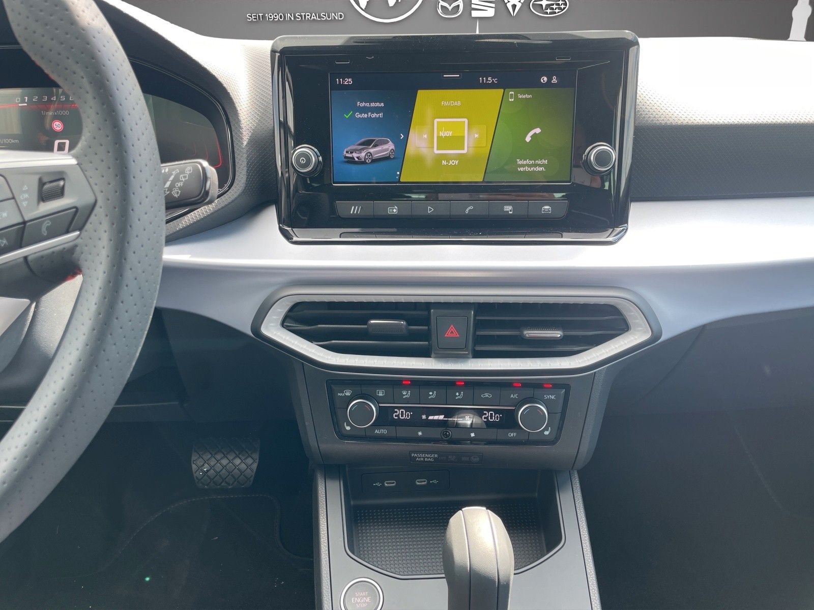 Fahrzeugabbildung SEAT Ibiza 1.0 TSI Fr DSG LED/SHZ/RFK/APPLE/ANDROID