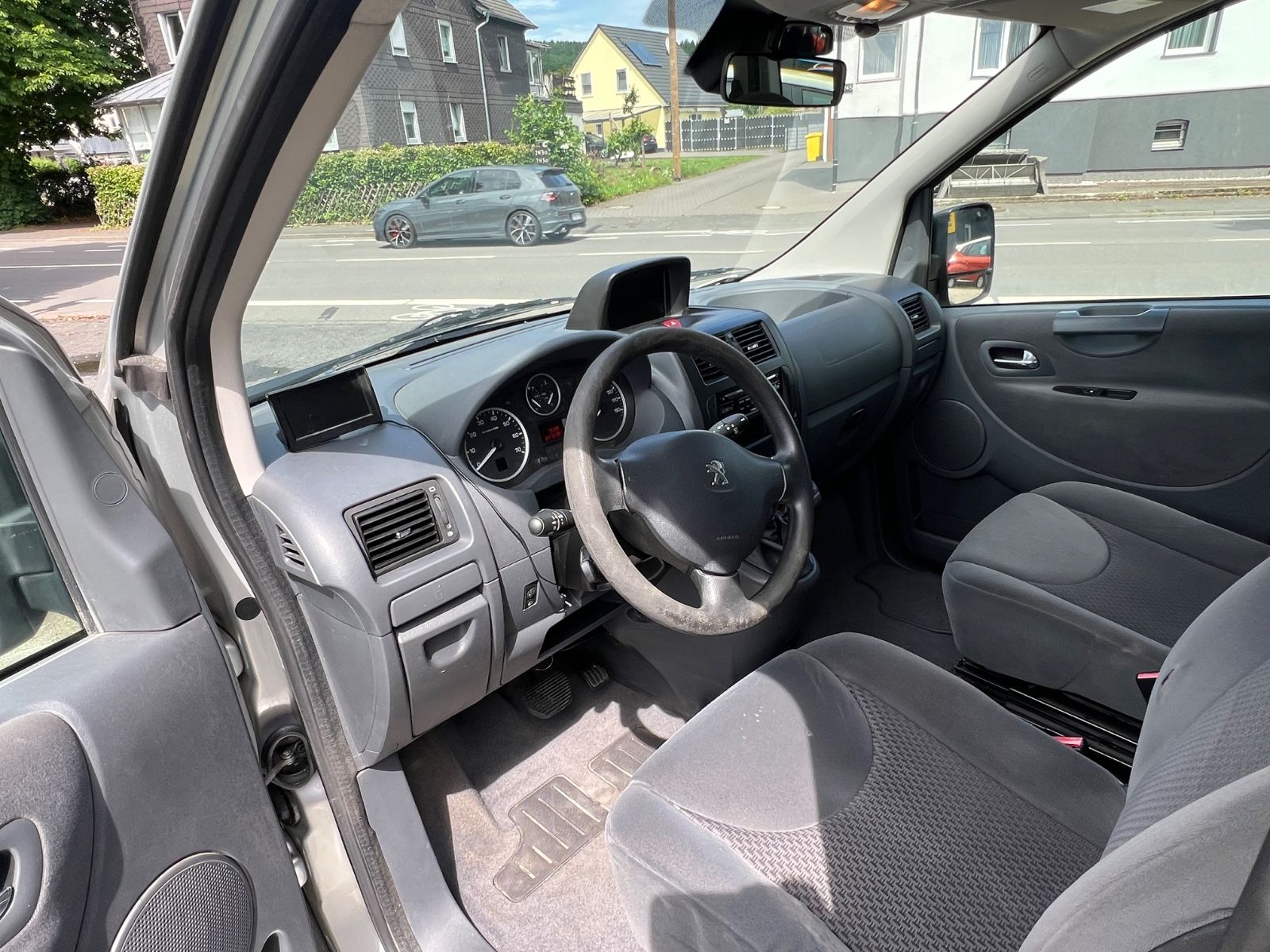 Fahrzeugabbildung Peugeot Expert Tepee L2H1 Active 8.Sitzer
