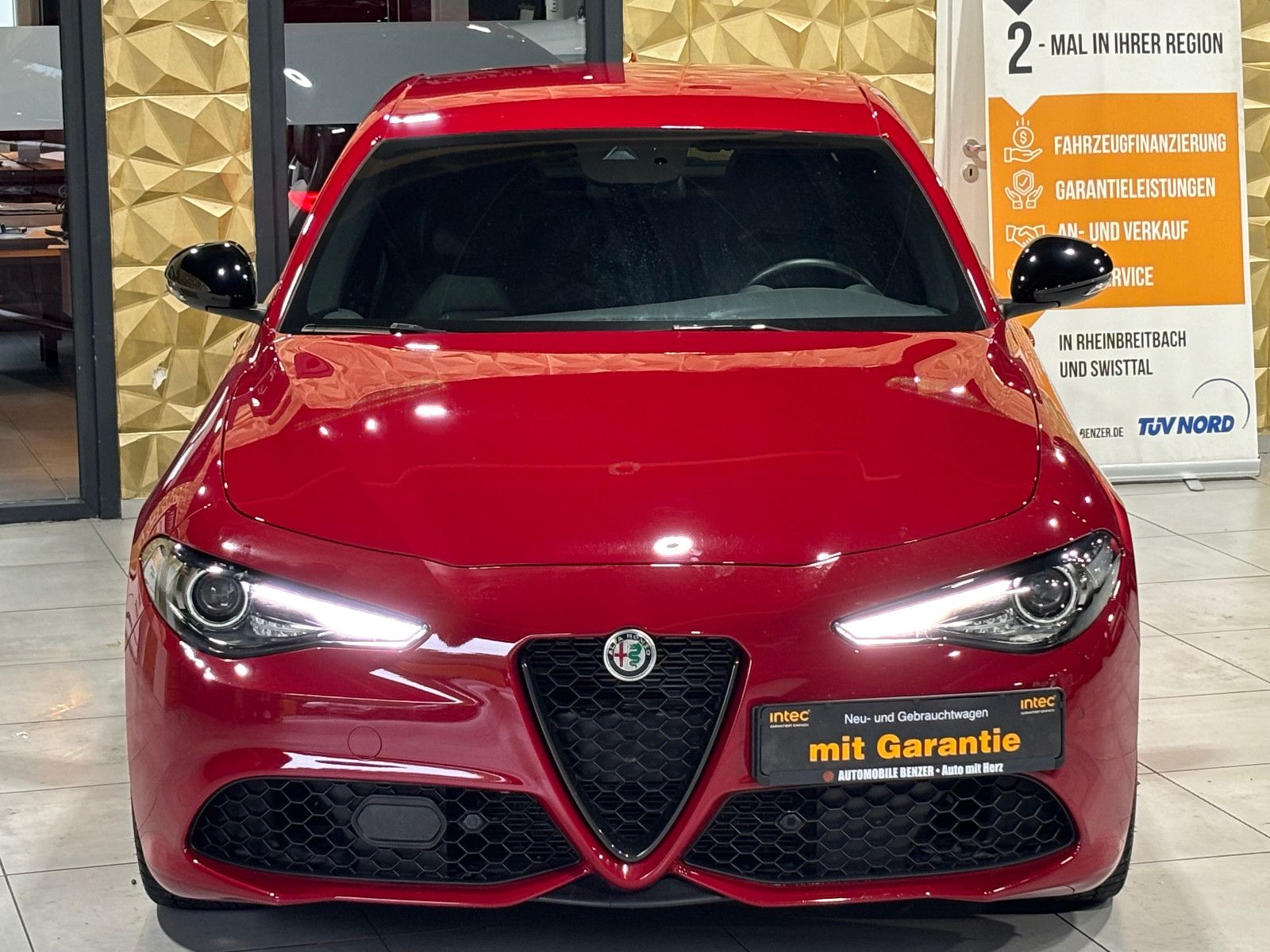 Fahrzeugabbildung Alfa Romeo Giulia Veloce Q4/ACC/MEMORY/KAMERA/NAVI/SOUND/