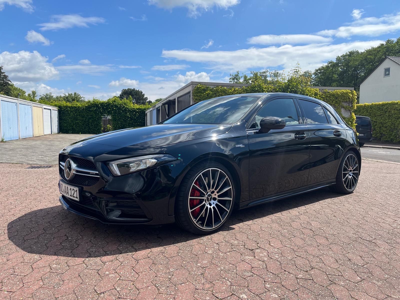 MERCEDES-BENZ A 35 AMG 4MATIC 