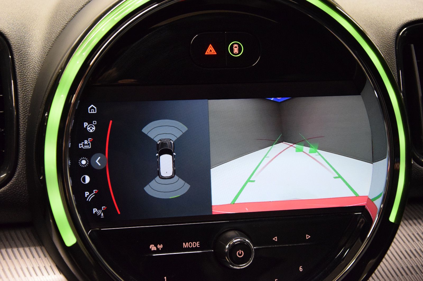 Fahrzeugabbildung MINI Countryman Cooper Yours Trim Pano HuD Memory ACC