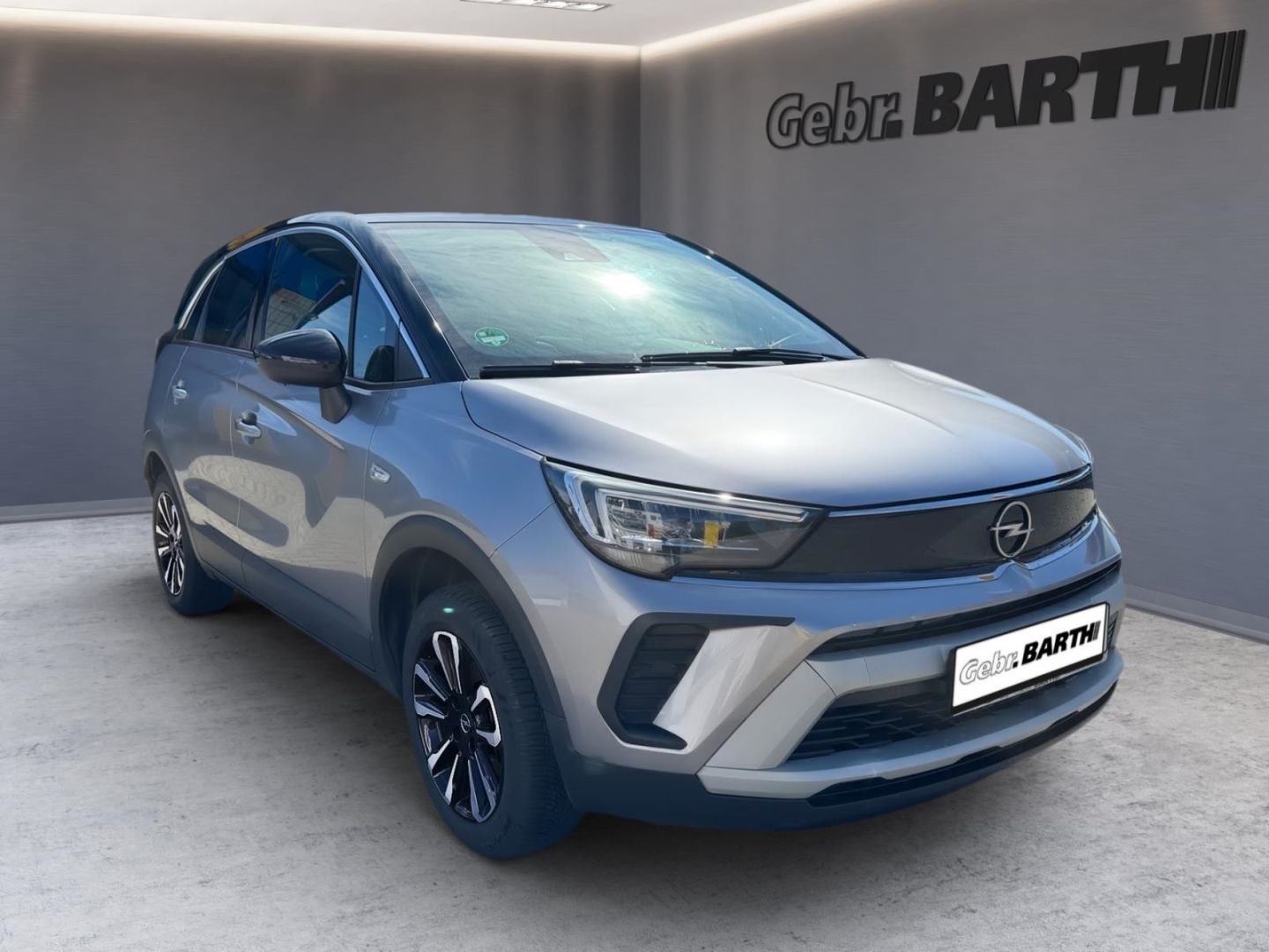 Fahrzeugabbildung Opel Crossland Elegance AHK-abnehmbar Navi LED Apple