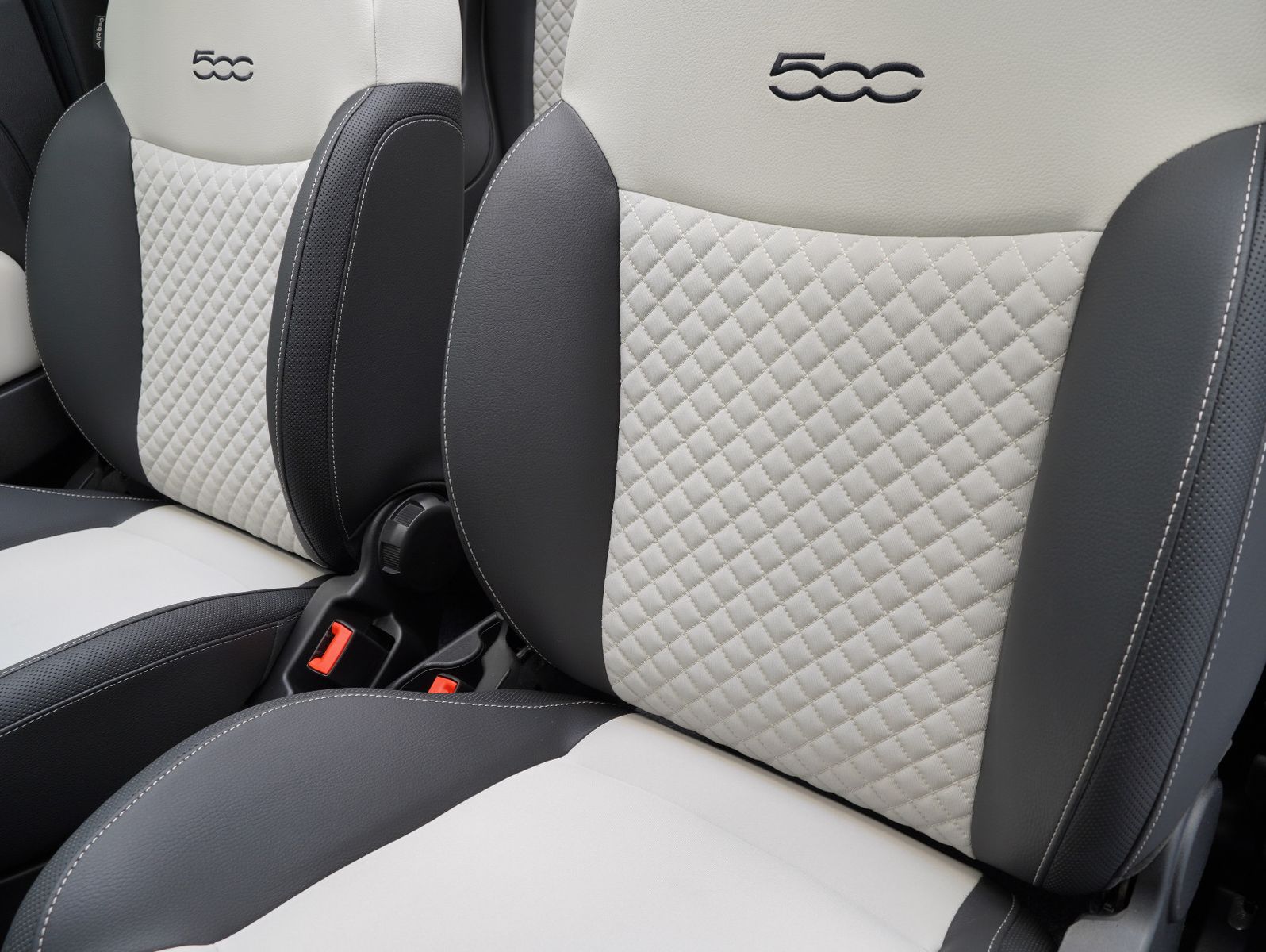 Fahrzeugabbildung Fiat 500C Dolcevita Cabrio