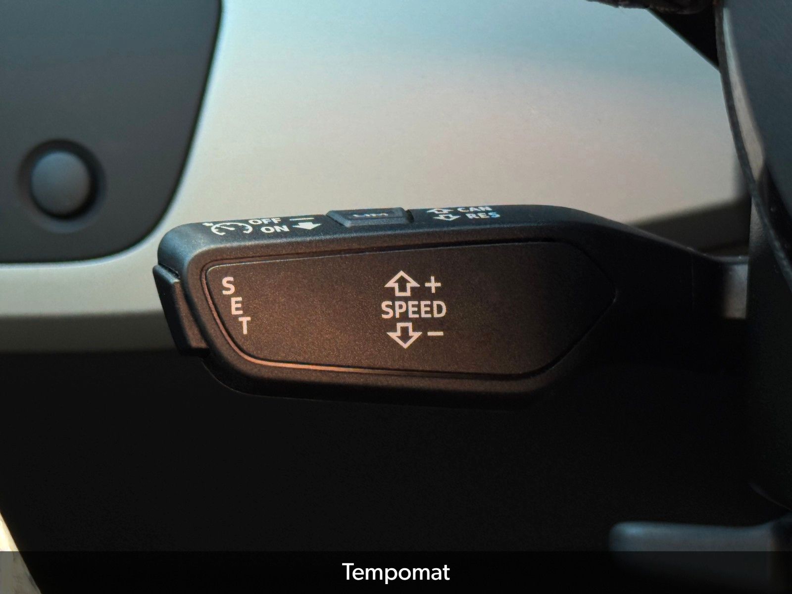 Fahrzeugabbildung Audi A4 Allroad 45 TFSI Quattro S-tronic Pano LED Nav