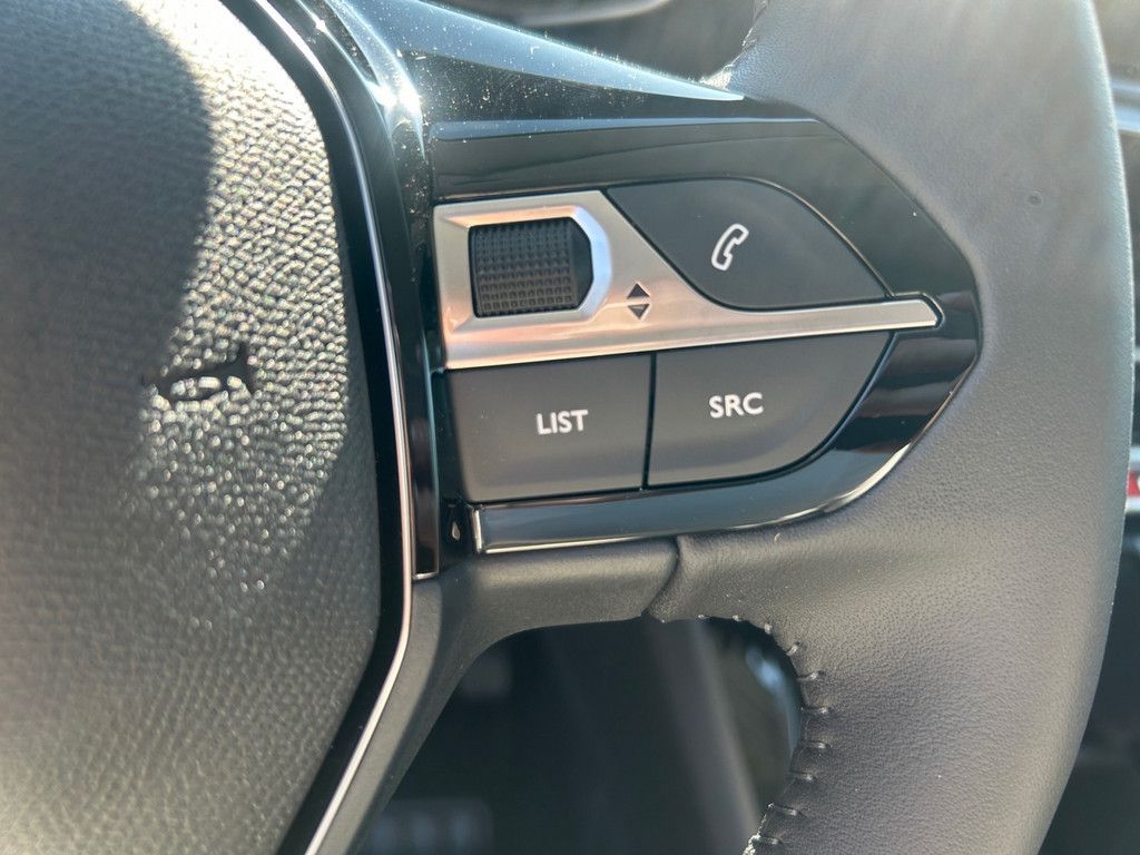 Peugeot 208 - Bild 20