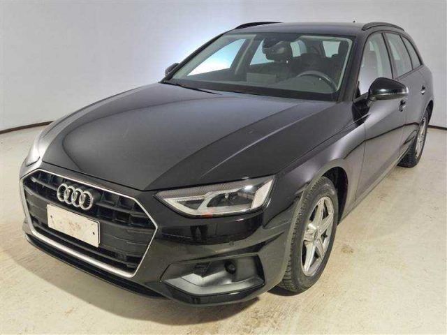 Audi AUDI A4 Avant 30 TDI/136 CV S tronic Business