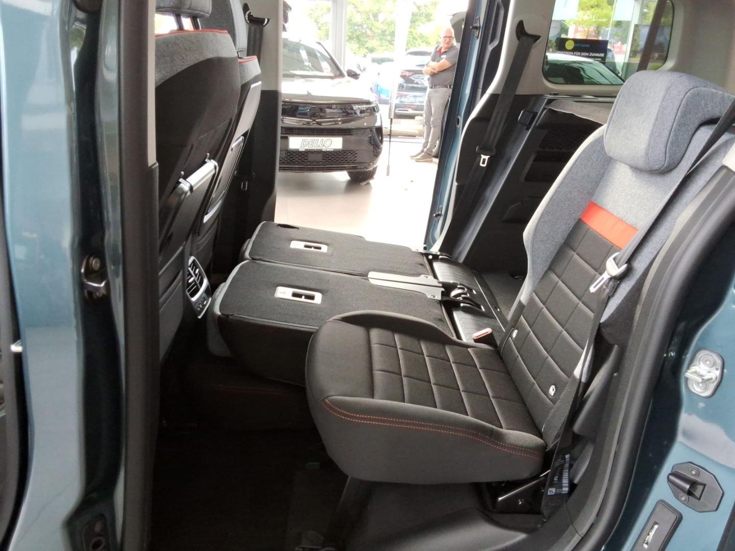 Citroën Berlingo MAX 1.5D Holiday XTR-Paket Techno-Plus 