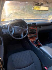 صورة 3 لـ 2004 Mercedes-BENZ C 180