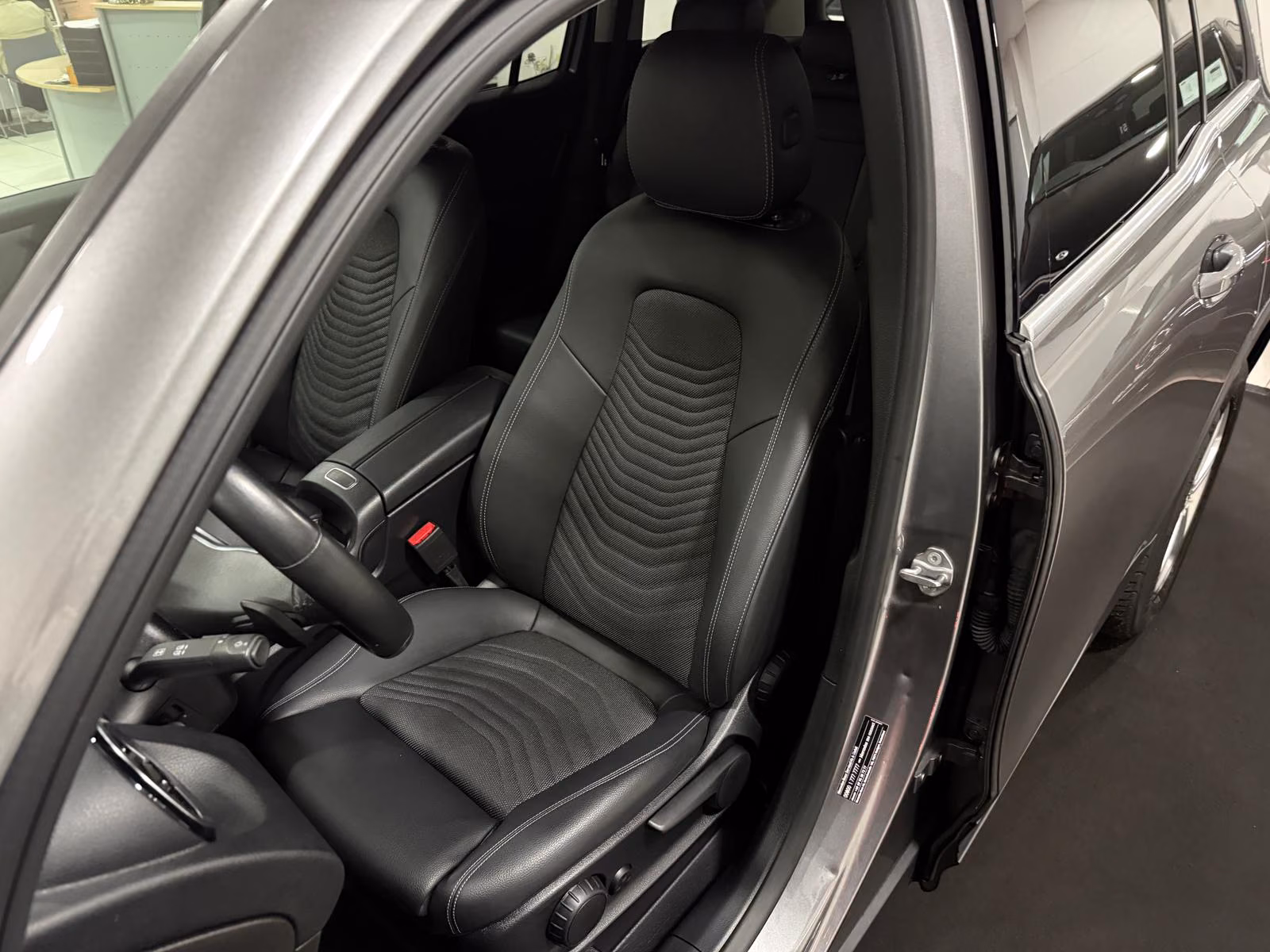 Mercedes-Benz GLB d 8G STYLE*WIDESCREEN*KAM*SPUR*SHZ*LED*, миниатюра 15
