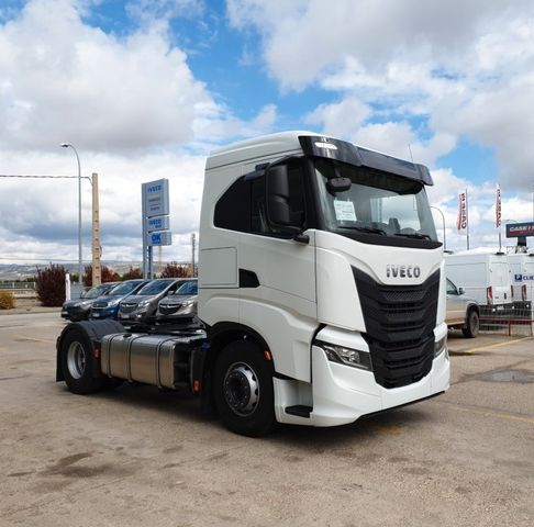 Iveco T-Way AT440S43T 4x2  Tractor Head