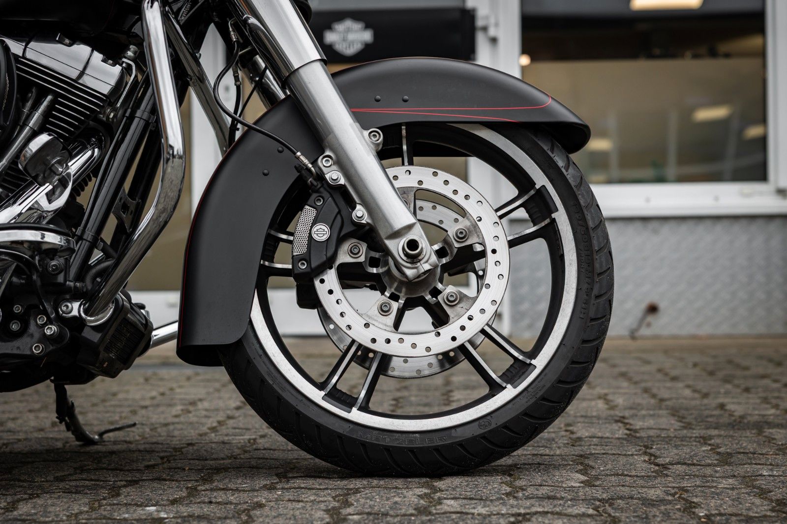 Fahrzeugabbildung Harley-Davidson FLHX Street Glide 103 cui - Jekill & Hyde -