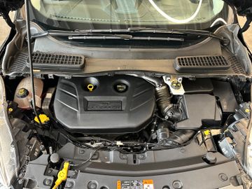 Ford Kuga Vignale *Blind-Spot*Klima*Navi*Xenon*Kamera