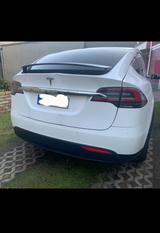Tesla Model X 90D - - weiße Tesla Model X