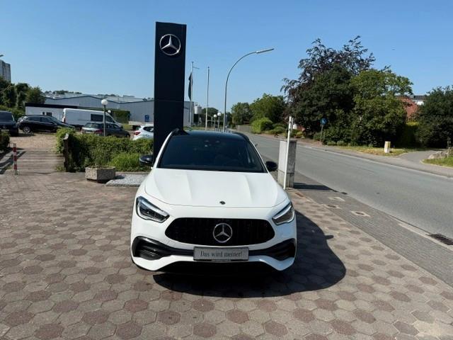 Mercedes-Benz GLA 200 4M AHK Distronic 8G Totw Spur AMG Night