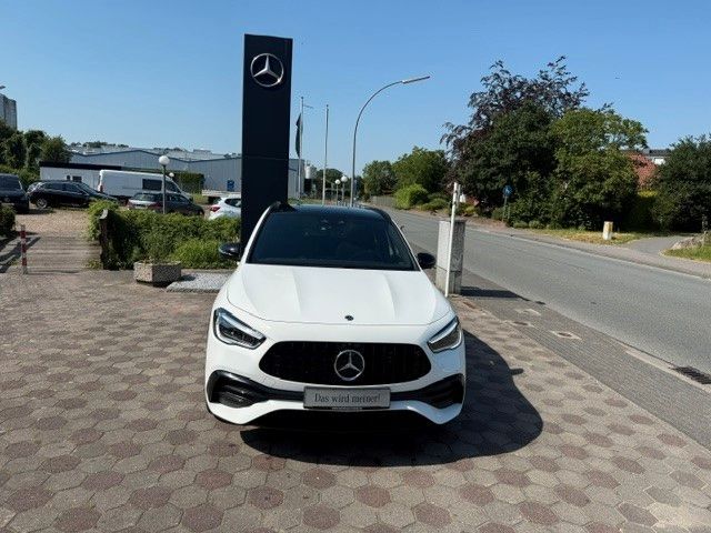 MERCEDES-BENZ GLA 200 4M AHK Distronic 8G Totw Spur AMG Night