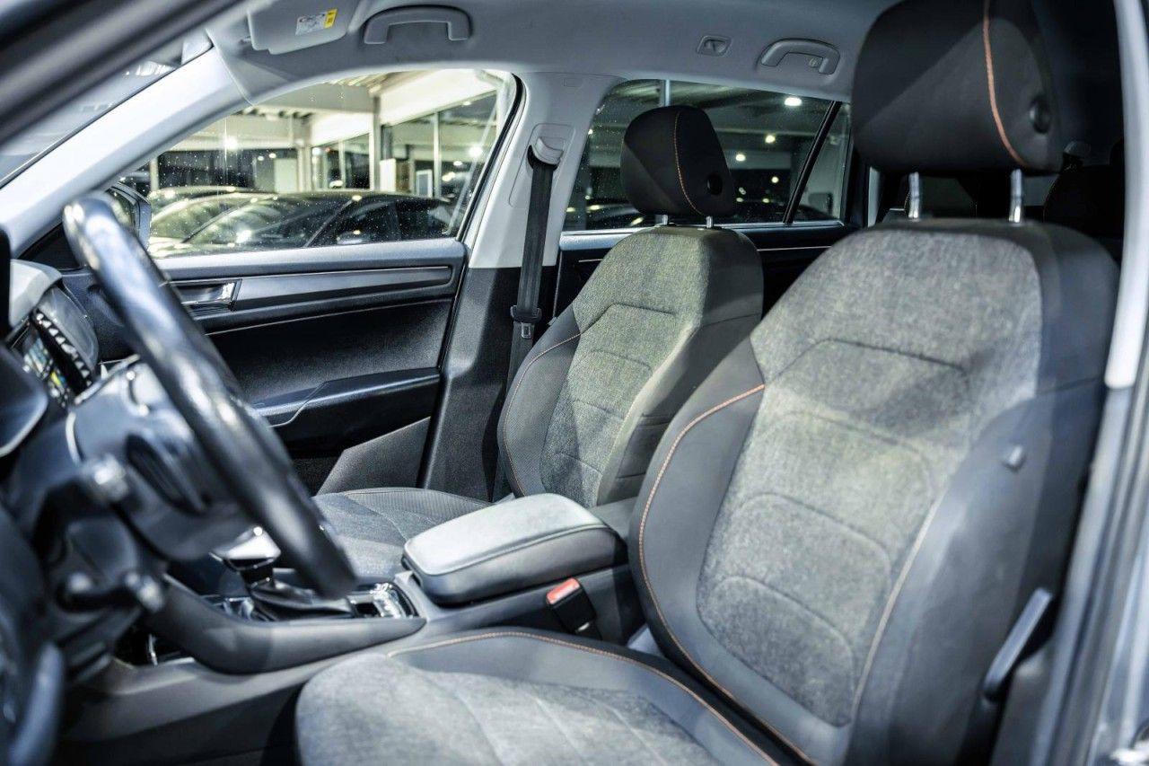Skoda Kodiaq 2.0 TDI DSG Clever 4x4 AHK STAHZG 7-Sitze