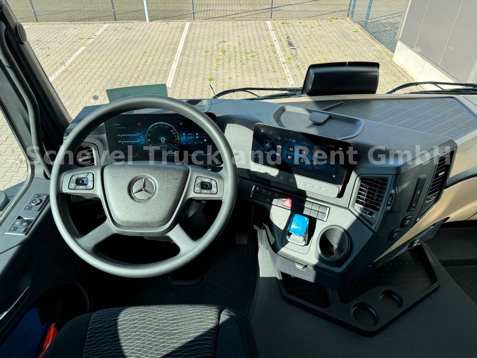 Fahrzeugabbildung Mercedes-Benz Actros 2545 6x2-4 Abrollkipper HYVA  Lift/Lenk